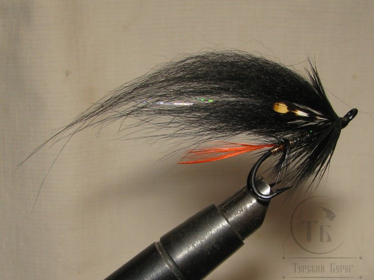 Муха лососёвая на двойнике ( 8 ) Scandinavia JC TD Black Red Tail Kamasan №4