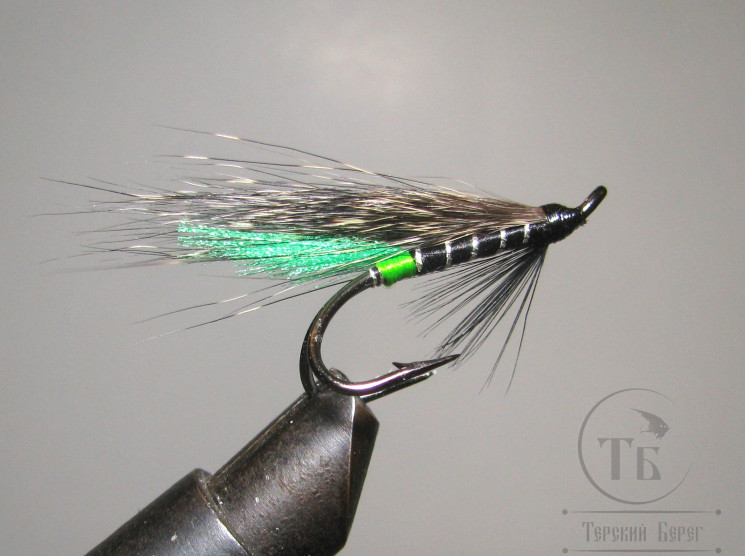 Муха лососевая на двойнике Grizzly Monkey ( 3 ) Green Butt GRM DL71 № 6