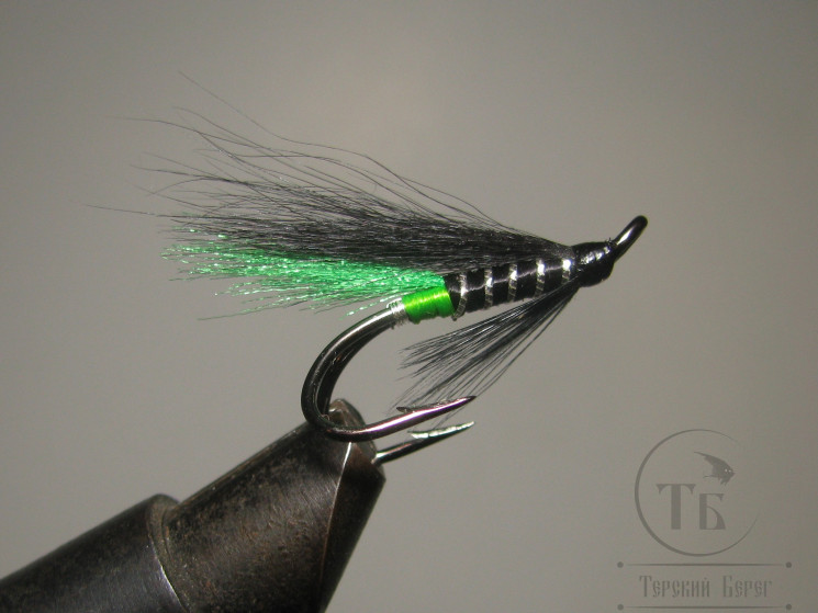 Муха лососевая на двойнике Monkey "Летняя" ( 11 ) Green Butt Monkey Wing GT Var. DL71 № 6