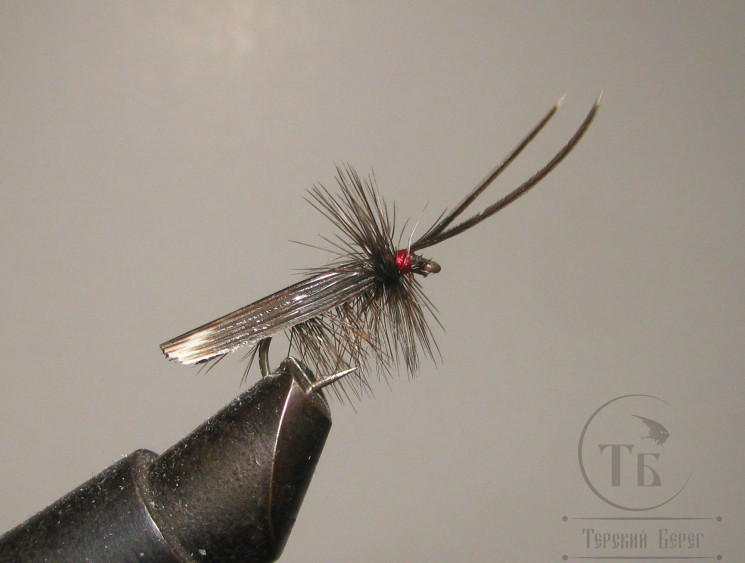 Муха сухая Dry fly ( 9 ) " Quill Wing Caddis RH Dk Grey "крючок № 12 ( Kumho )