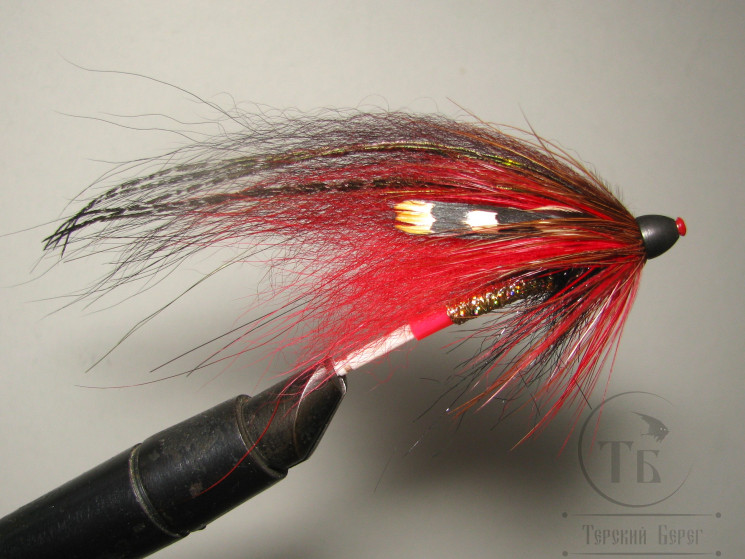 Муха лососёвая TP Cone Fly ( 01 ) BLH Wine Pathacorva  ( пластик 1,5 дюйма )