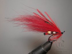 Муха лососёвая на двойнике ( 3 ) серия " ГОРБУША / СЁМГА " Red SHR Mustad DL 71 BN № 8 
