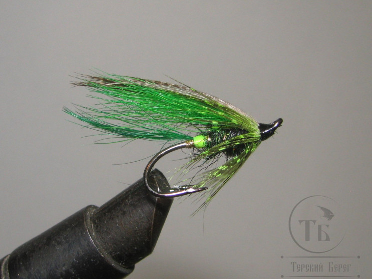 Муха лососевая на двойнике ( 4 ) "Жаба" Green Ahrex № 6