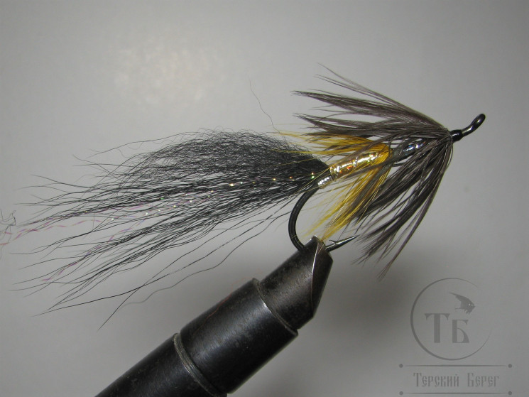 Муха лососевая на одинарном крючке ( 5 ) "Ness Black Shrimp"  Kumho Salmon Black № 1/0