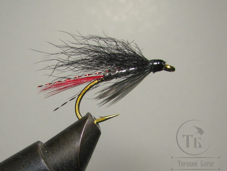 Муха форелевая Wet ( 25 ) Calf Tail RC Red / Black крючок S80NP-BR № 8