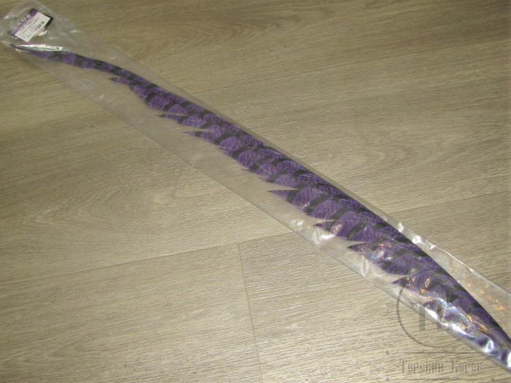Центральное хвостовое перо алмазного фазана Lady Amherst Center Tail Purple Orvis