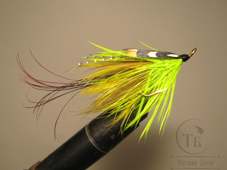 Муха лососёвая ( 7 ) Pot Belly Pig Fl. Canary DL 71 Gold Double № 4