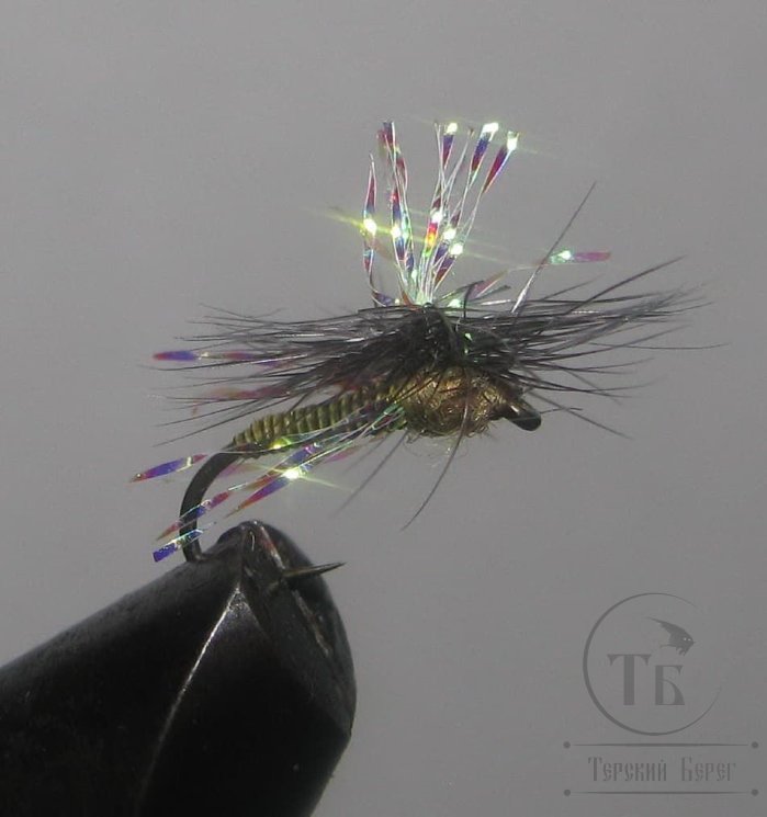 Муха Парашют / Parashute  ( 11 ) Black Olive Poly Pro White Crystal  №20