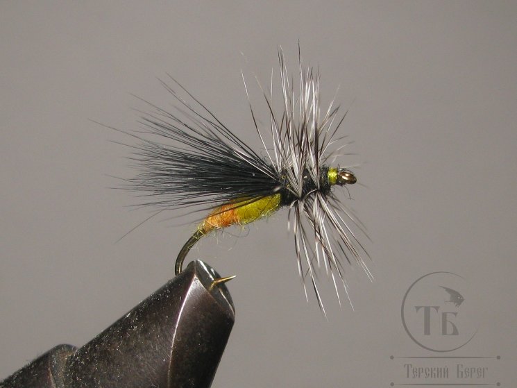 Муха сухая  Stimulator  ( 8 ) Stim Caddis  Black Yellow  крючок № 14  Kumho 
