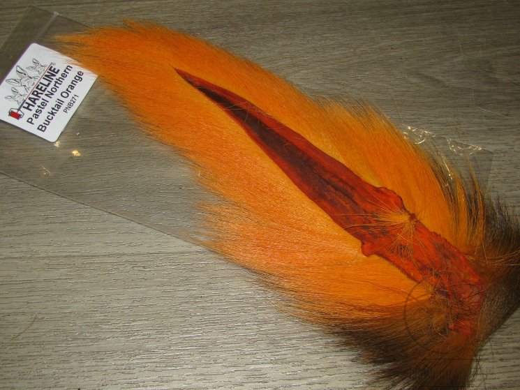 Хвост оленя большой бледно оранжевый / Bucktail Large Pastel Orange Hareline