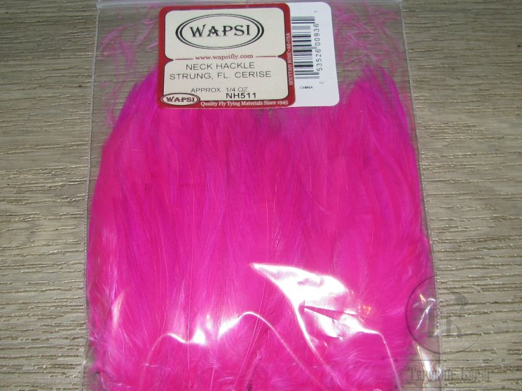 Перо скальпа петуха  Strong Neck Hackle Fl. Cerise Wapsi