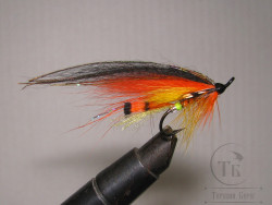 Муха лососёвая на двойнике ( 8 ) Scandi Willie Gunn Classic PHT Kamasan 280 Black № 8
