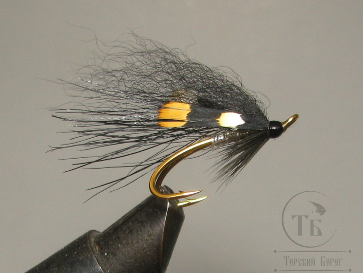 Муха лососевая на золотом двойнике ( 17 ) Black Polar Partridge Salar Gold № 9 