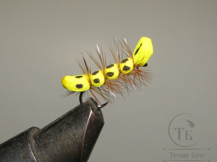 Муха Foam ( 6 ) Caterpillar Yellow кр. № 12