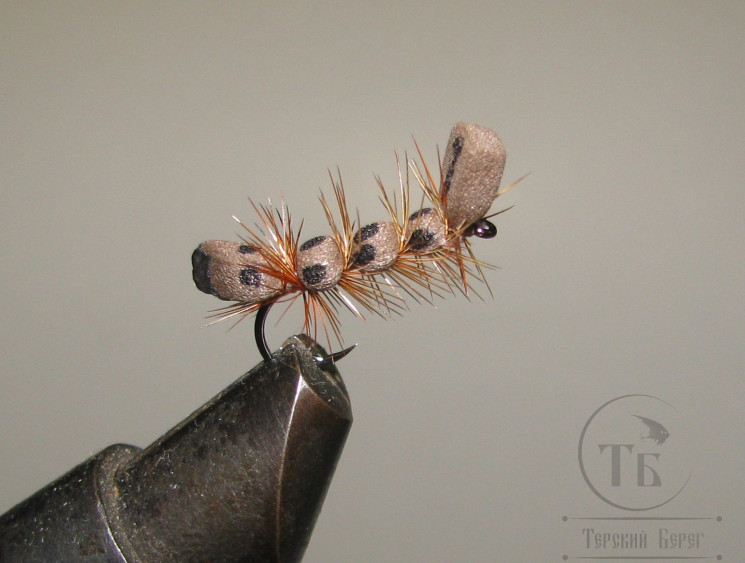 Муха Foam ( 7 ) Caterpillar Brown кр. № 12