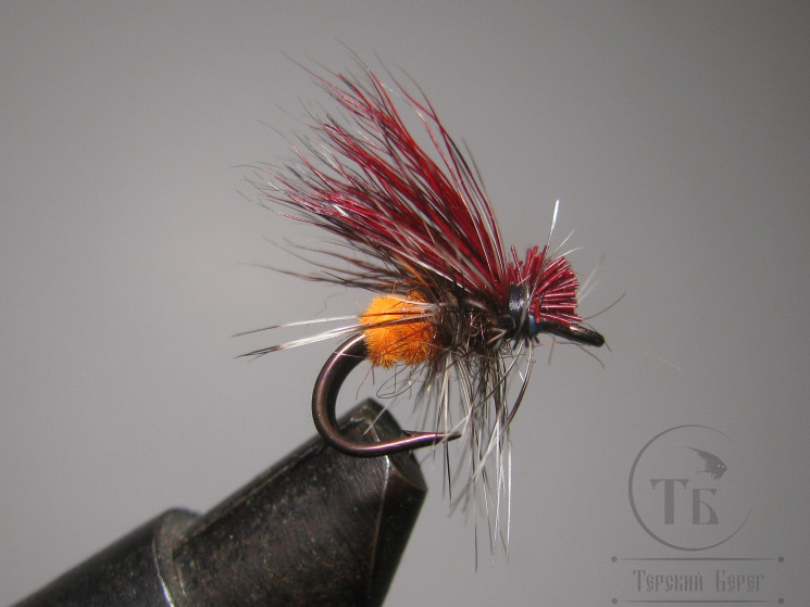 Муха на двойнике (ДВХ № 15) Caddis Claret двойник Short Кр. № 10