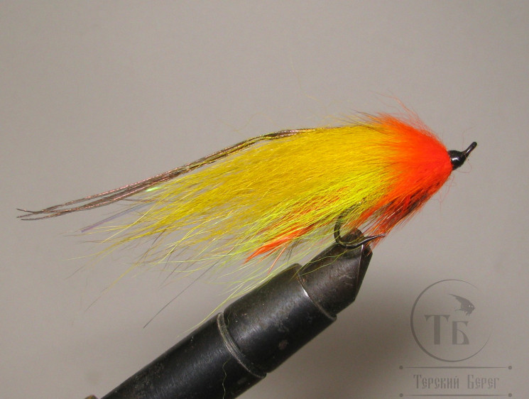 Mуха лососевая Banana ( 6 ) Orange Banana крючок Kamasan Black № 6