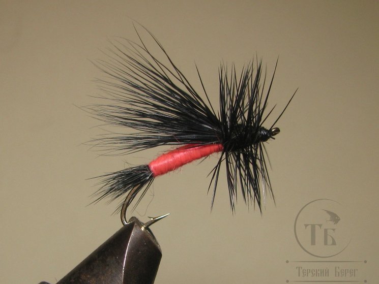 Муха сухая Stimulator ( 27 ) Black Fl Orange крючок № 10 Kumho