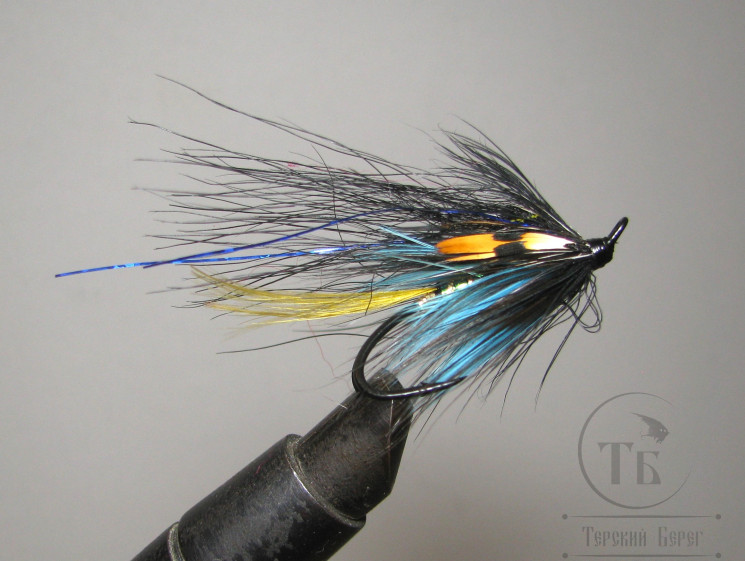 Муха лососёвая на двойнике ( 15 ) Scandinavia JC Paul Yong Special Partridge Patriot Black № 4