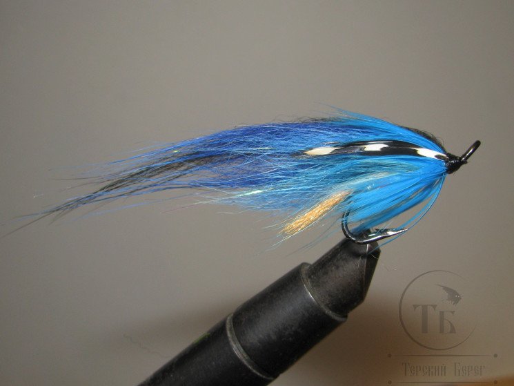 Муха лососёвая на двойнике Herring ( 4 ) Blue Classic Ahrex St. Black № 4