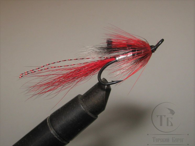 Лососёвая муха Shrimp ( 1 ) Red (двойник Partridge Heavy Double № 2 )