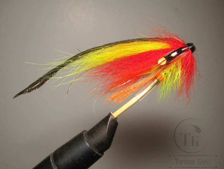 Муха лососёвая скандинавское крыло ( 21 F ) Fluoro Varzuga Canary Var. 25 ( пластик 1,0 дюйм )