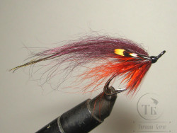 Муха лососёвая Pahtakorva ( 2 ) Dk. Claret Wine Ph. Partridge Patriot Bl. № 4