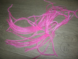 Перо страуса сегмент Fl. Pink ( распродажа П- 77 )