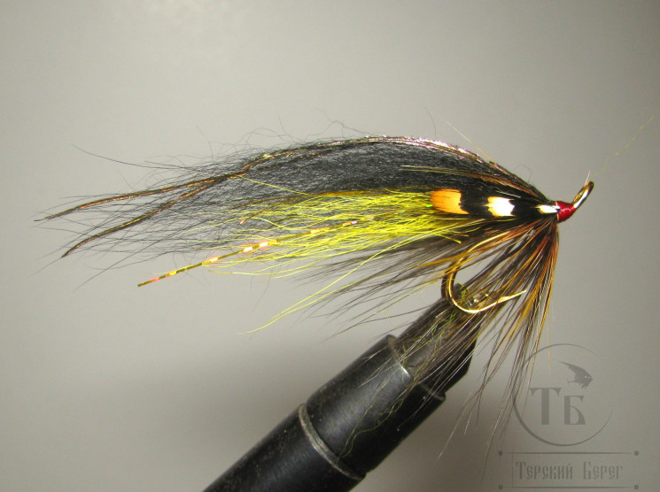 Муха лососевая на золотом двойнике ( 49 ) Golden Killer RH TD Var Mustad DL Gold № 4