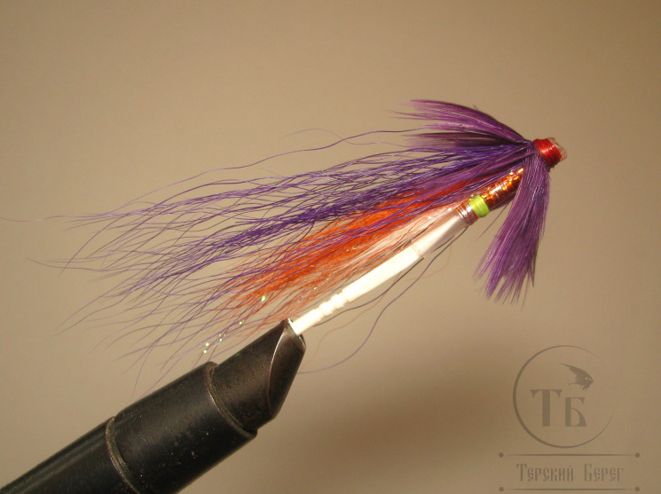 Муха лососёвая серия "Бурняк" ( 18 ) WG Orange / Purple ( пластик 1,0 дюйм )