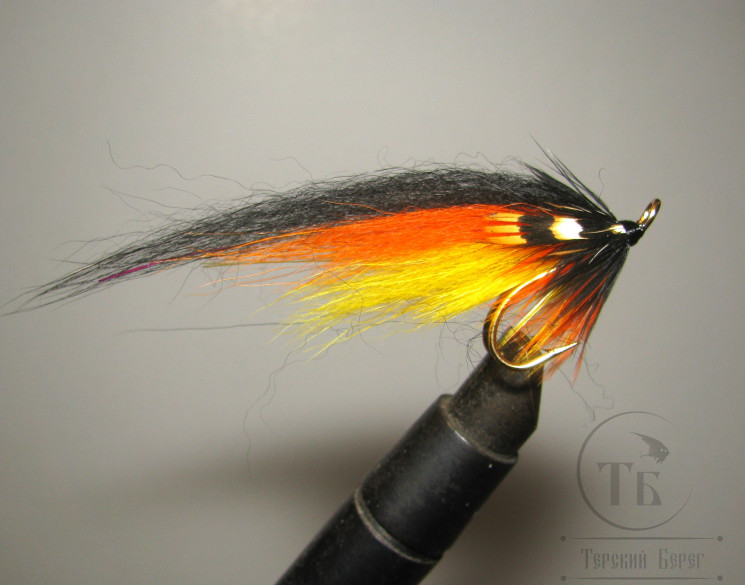 Муха лососевая на золотом двойнике ( 10 ) Yokanga Gold Mustad DL Gold № 4