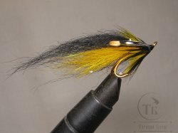 Муха лососевая на золотом двойнике ( 32 ) TD Black Partridge Patriot Gold № 8