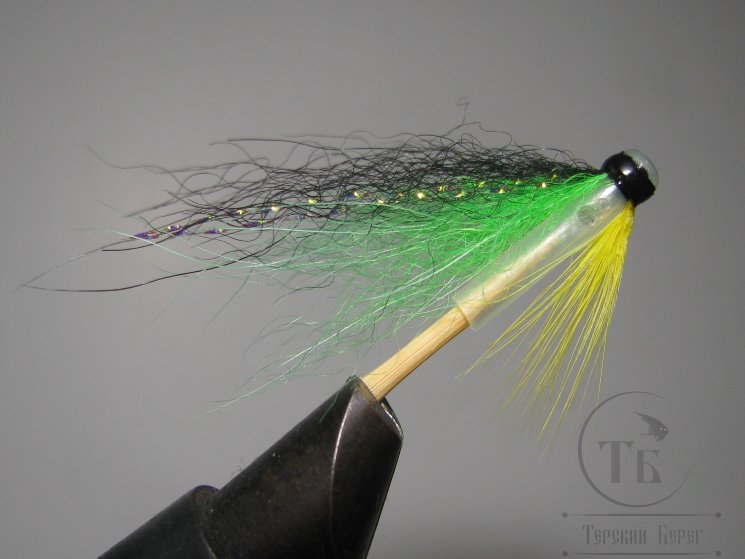 Летняя лососёвая муха Hitch ( 6 ) PB Green Yellow