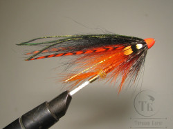 Муха лососёвая скандинавское крыло Robin Hood ( 43 ) RH Cone Fl. Orange Varzuga Guinea ( медь трубка 1,75 дюйма)